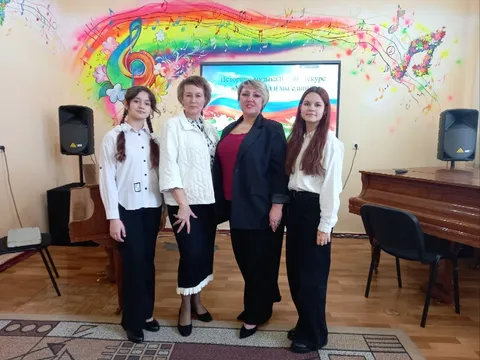 Участницы с преподавателями